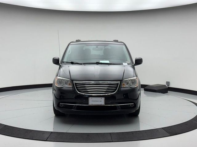 2014 Chrysler Town & Country Touring-L