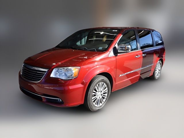 2014 Chrysler Town & Country Touring-L