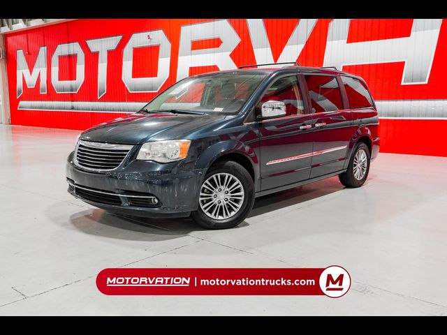 2014 Chrysler Town & Country Touring-L