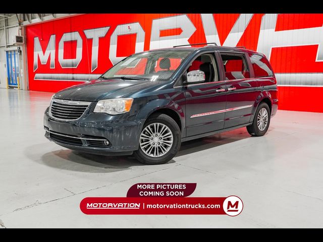 2014 Chrysler Town & Country Touring-L