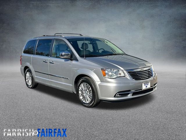 2014 Chrysler Town & Country Touring-L