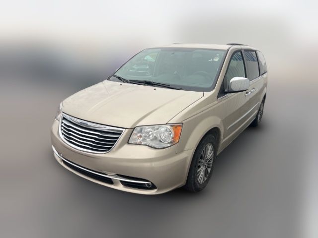 2014 Chrysler Town & Country Touring-L