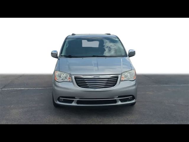 2014 Chrysler Town & Country Touring-L