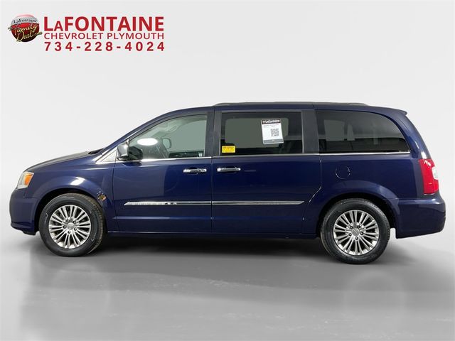 2014 Chrysler Town & Country Touring-L