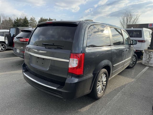 2014 Chrysler Town & Country Touring-L 30th Anniversary