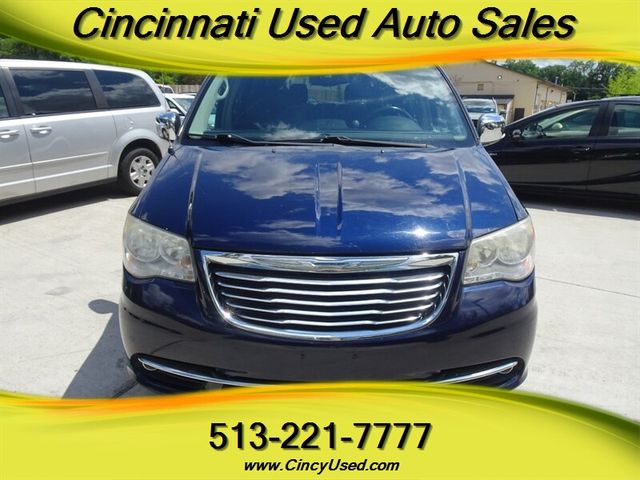 2014 Chrysler Town & Country Touring-L