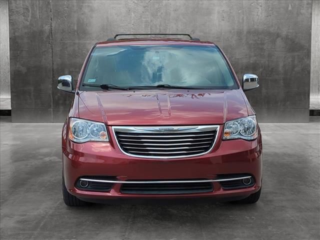 2014 Chrysler Town & Country Touring-L