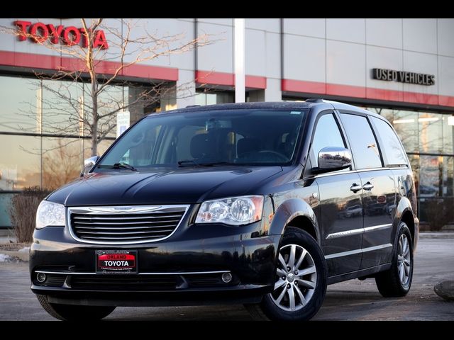 2014 Chrysler Town & Country Touring-L 30th Anniversary