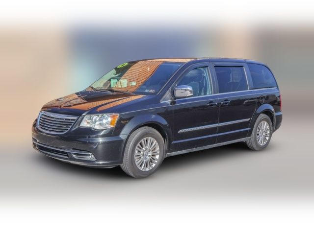 2014 Chrysler Town & Country Touring-L