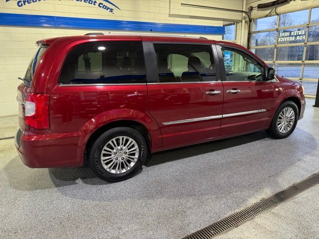 2014 Chrysler Town & Country Touring-L 30th Anniversary