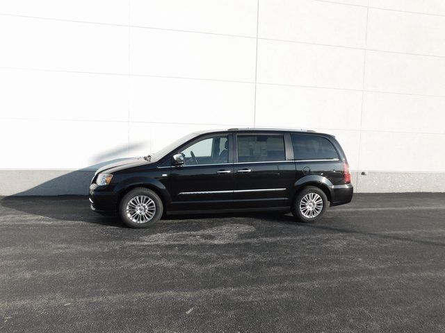 2014 Chrysler Town & Country Touring-L 30th Anniversary