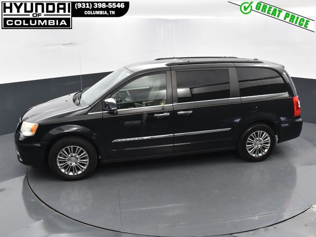 2014 Chrysler Town & Country Touring-L