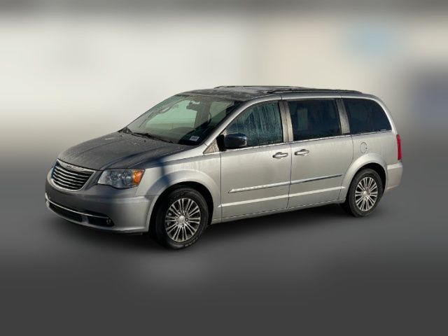 2014 Chrysler Town & Country Touring-L