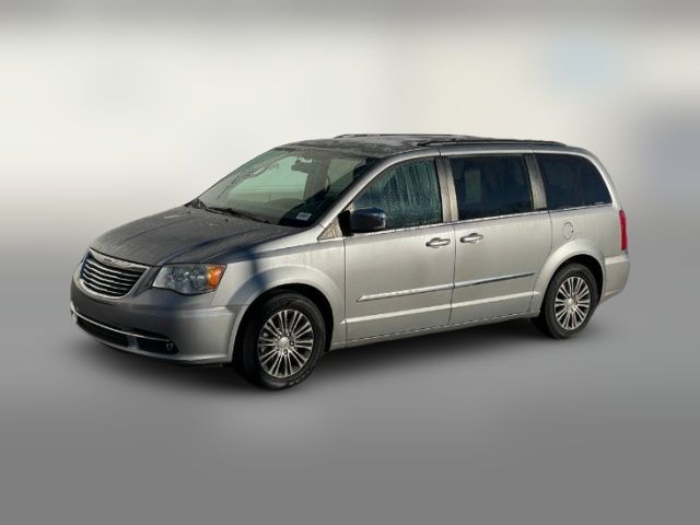 2014 Chrysler Town & Country Touring-L