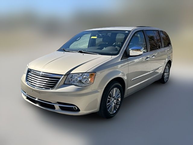 2014 Chrysler Town & Country Touring-L