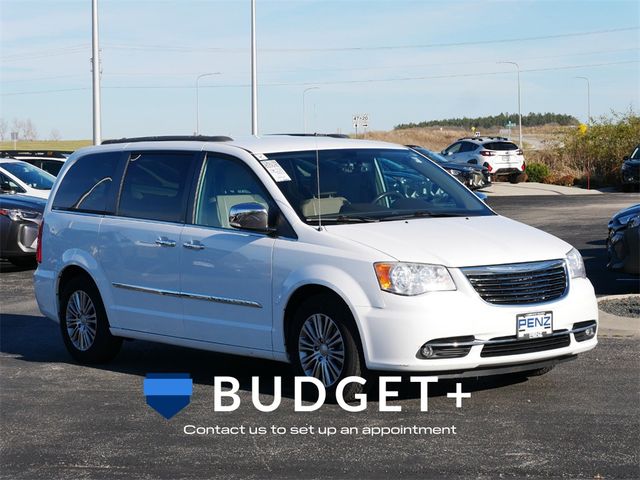 2014 Chrysler Town & Country Touring-L