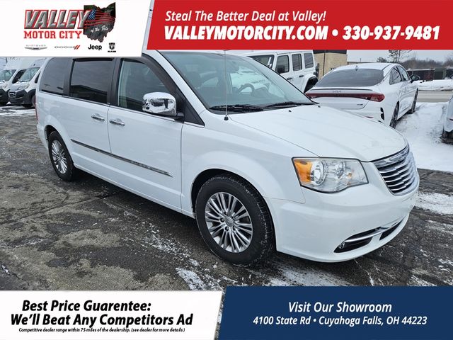 2014 Chrysler Town & Country Touring-L