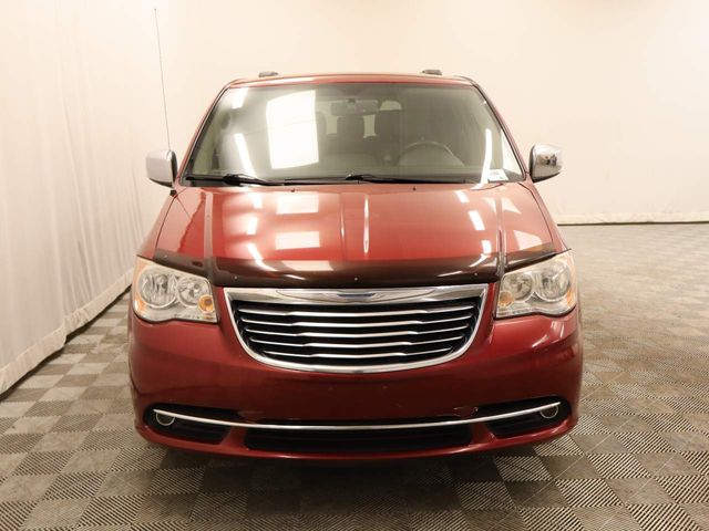 2014 Chrysler Town & Country Touring-L