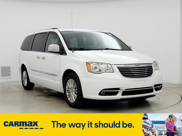 2014 Chrysler Town & Country Limited