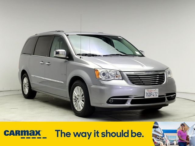 2014 Chrysler Town & Country Limited