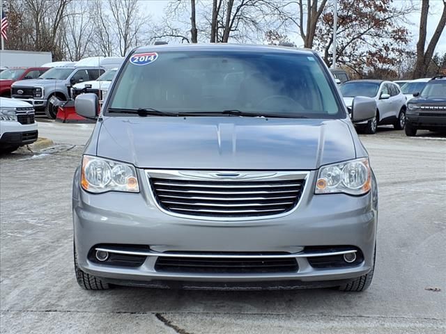 2014 Chrysler Town & Country Touring