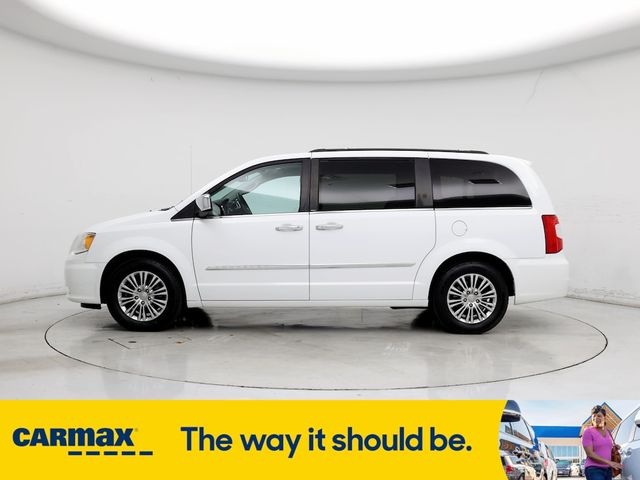 2014 Chrysler Town & Country Touring-L