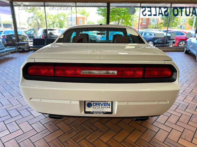 2014 Dodge Challenger R/T Plus