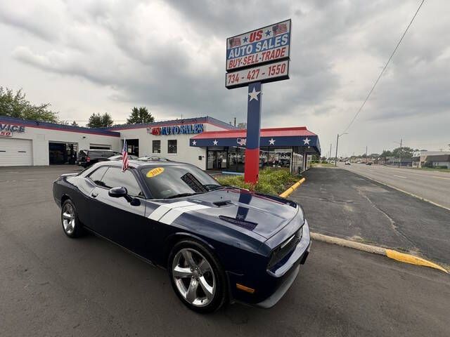 2014 Dodge Challenger R/T Plus