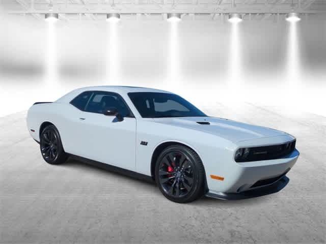 2014 Dodge Challenger SRT8 Core