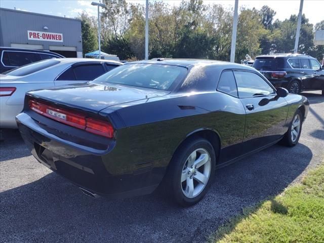 2014 Dodge Challenger SXT Plus