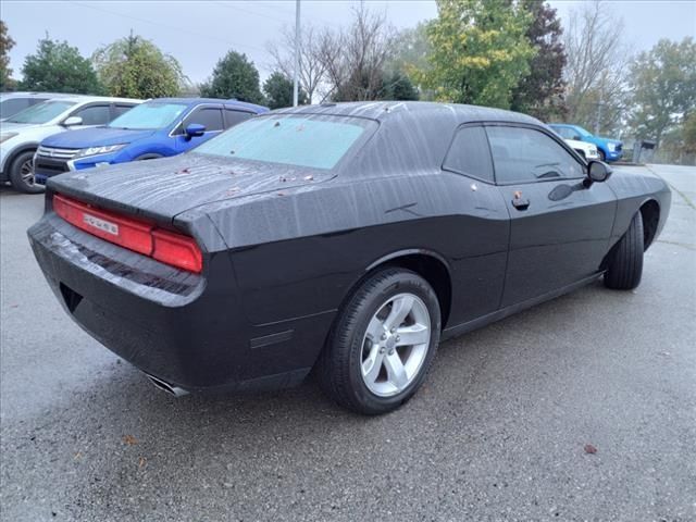 2014 Dodge Challenger SXT Plus