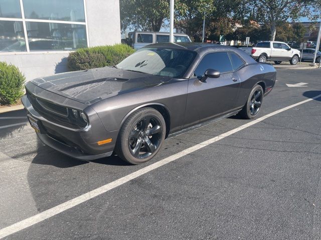 2014 Dodge Challenger SXT Plus