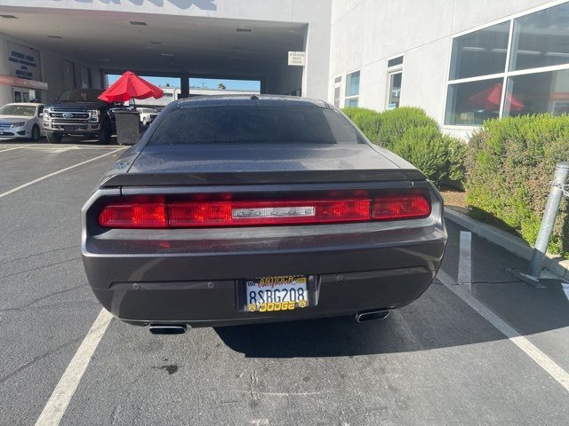 2014 Dodge Challenger SXT Plus