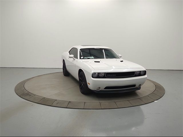 2014 Dodge Challenger SXT Plus