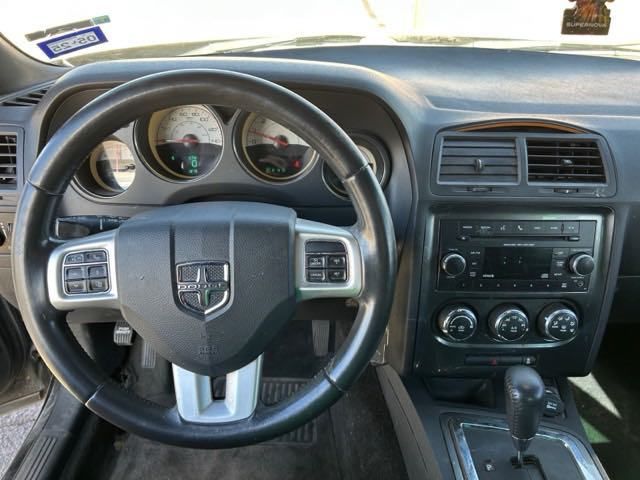 2014 Dodge Challenger SXT