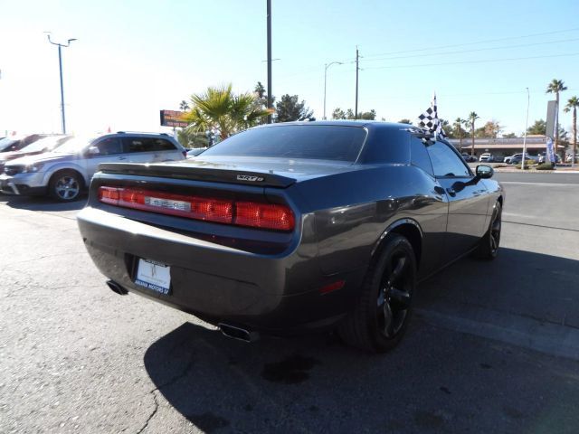 2014 Dodge Challenger SXT