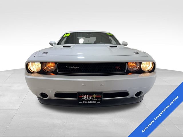 2014 Dodge Challenger SXT
