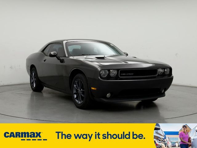 2014 Dodge Challenger SXT Plus