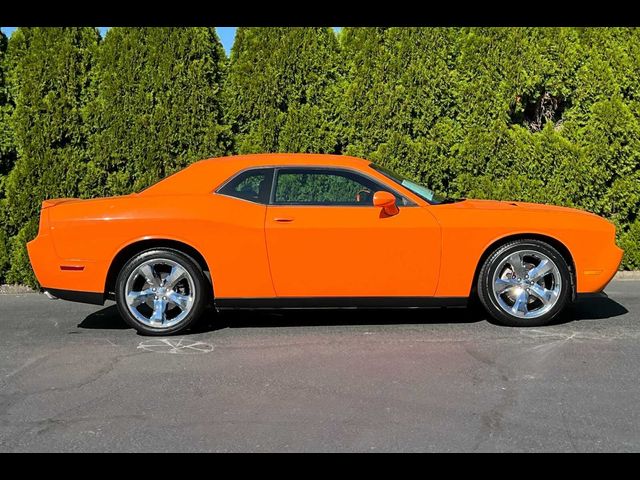 2014 Dodge Challenger SXT Plus