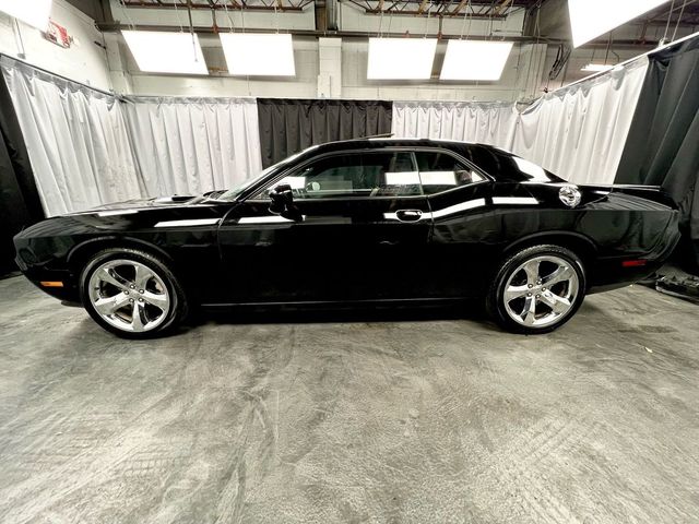 2014 Dodge Challenger SXT Plus