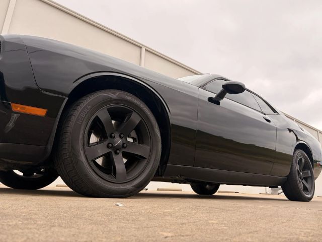 2014 Dodge Challenger SXT Plus