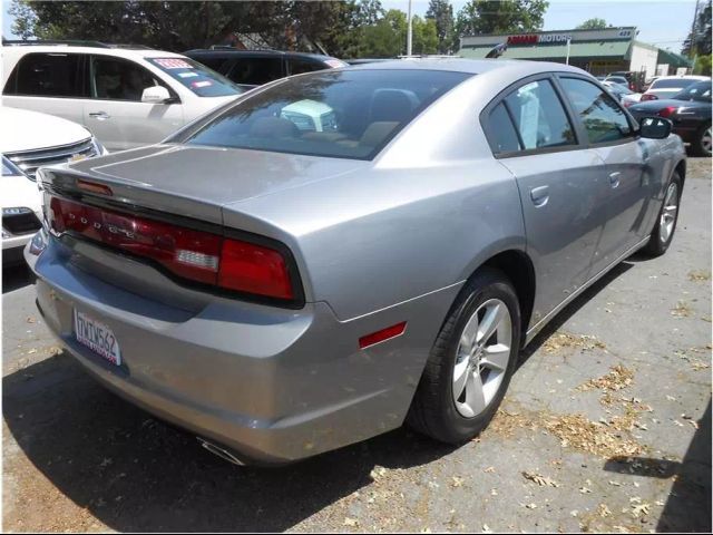 2014 Dodge Charger SE
