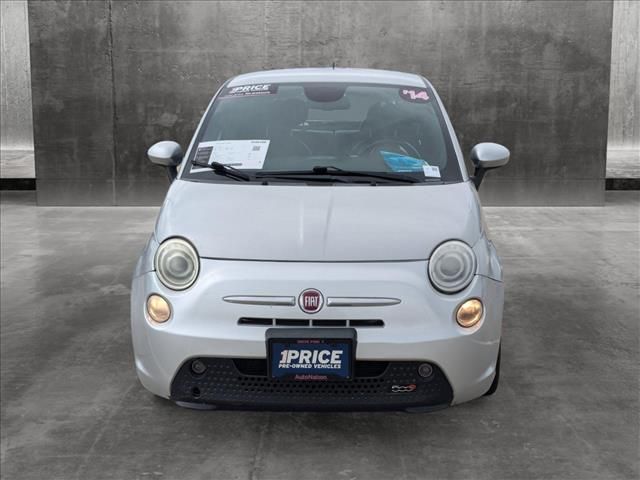 2014 FIAT 500e Base