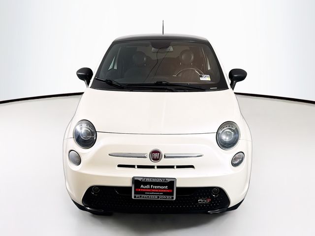 2014 FIAT 500e Base