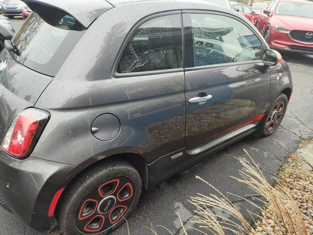 2014 FIAT 500e Base