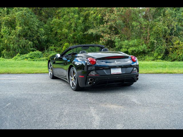 2014 Ferrari California Base