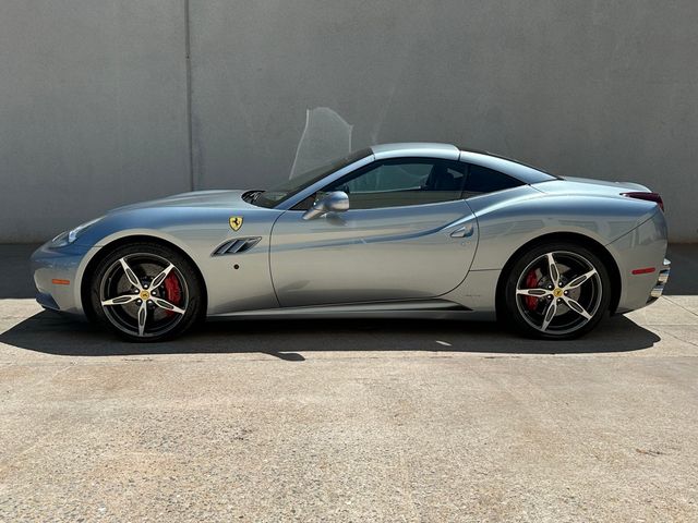 2014 Ferrari California Base