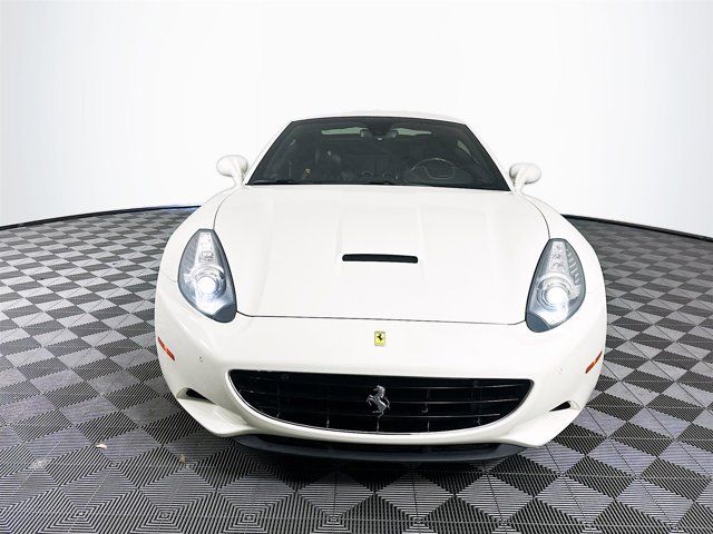 2014 Ferrari California Base