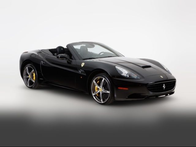 2014 Ferrari California Base