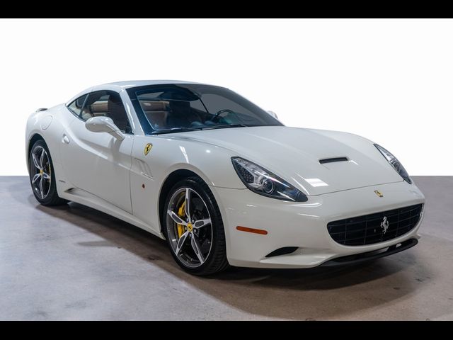 2014 Ferrari California Base